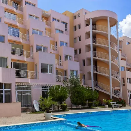 Vanilla Garden Апарт-отель 3*