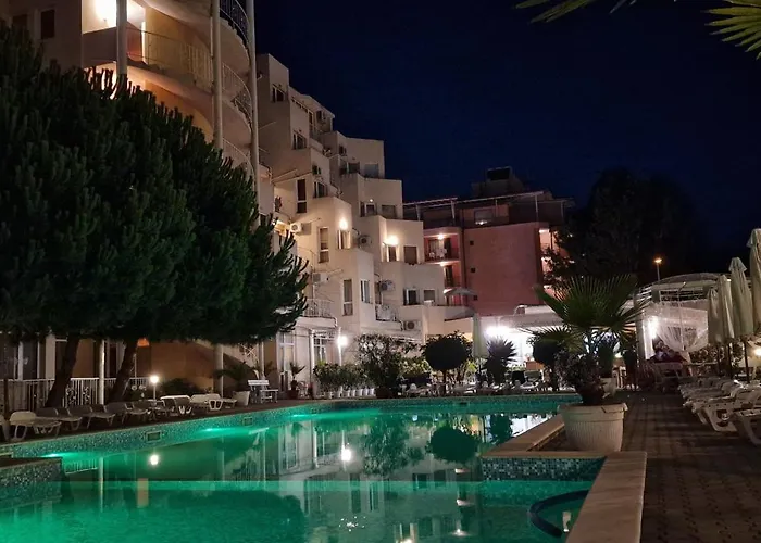 Vanilla Garden Aparthotel 3*