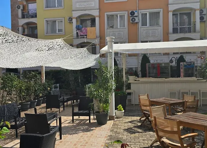 Aparthotel Vanilla Garden 3*