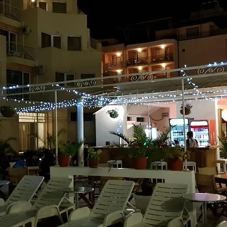 Aparthotel Vanilla Garden 3*
