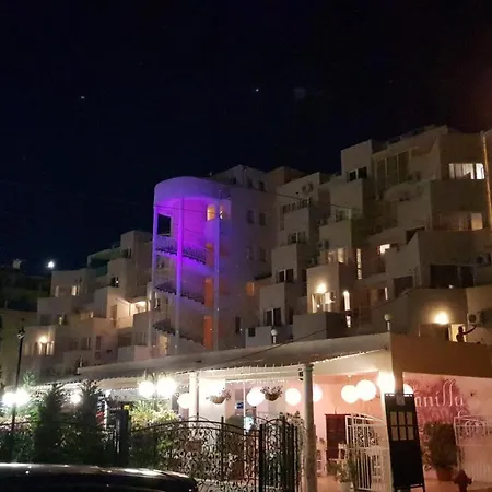 Aпартаменти ванила гардън 3*