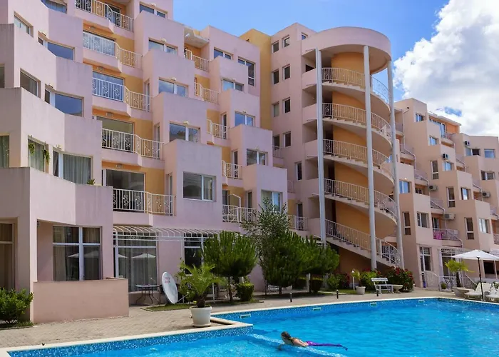 Vanilla Garden Апарт-готель 3*